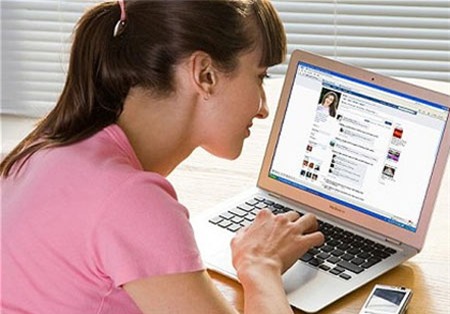 Lãnh đủ vì nói xấu mẹ chồng trên Facebook - 1