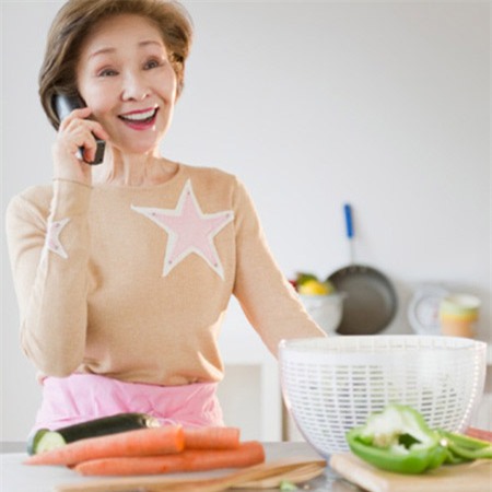 Lãnh đủ vì nói xấu mẹ chồng trên Facebook - 2