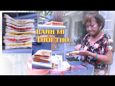 Xe bánh mì tuổi thơ 'hiếm có khó tìm' giữa Sài Gòn"